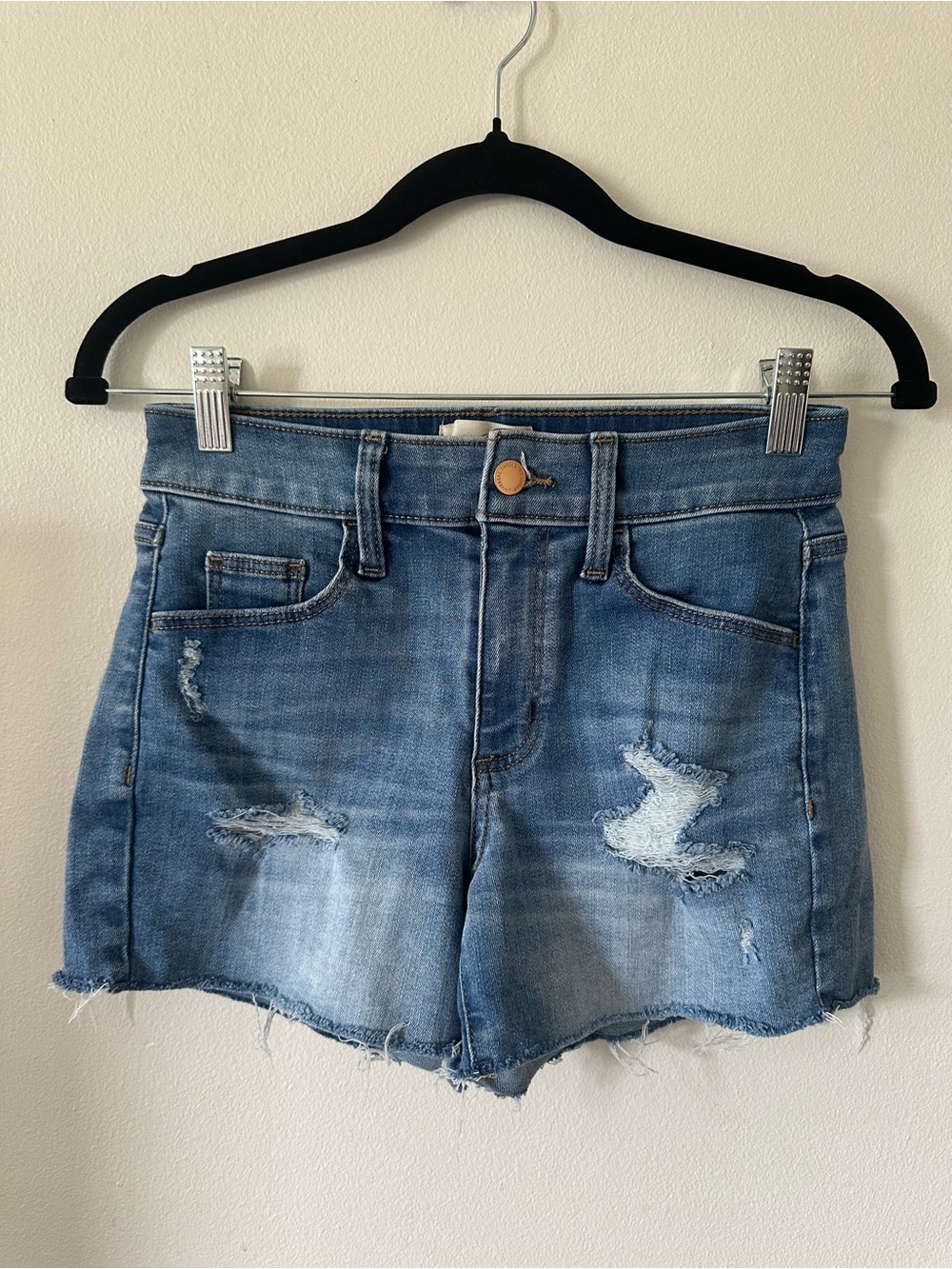 Universal Thread High-Waist Midi Distressed Shorts Size 0